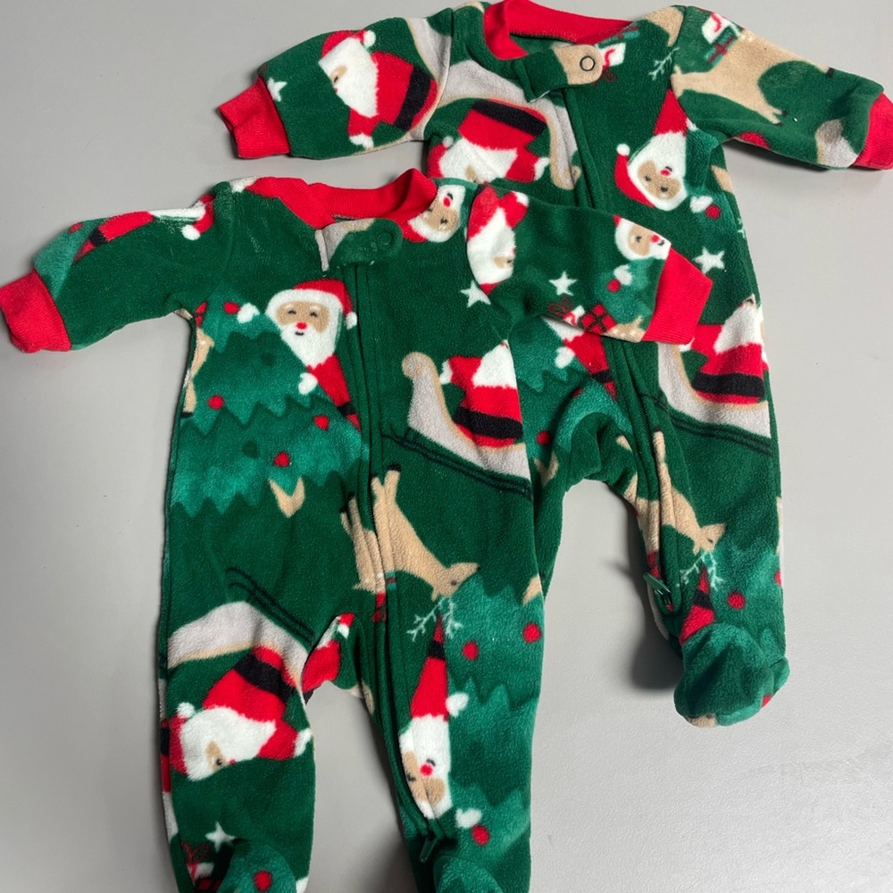 2 CARTERS PREEMIE Christmas fuzzy pajamas!